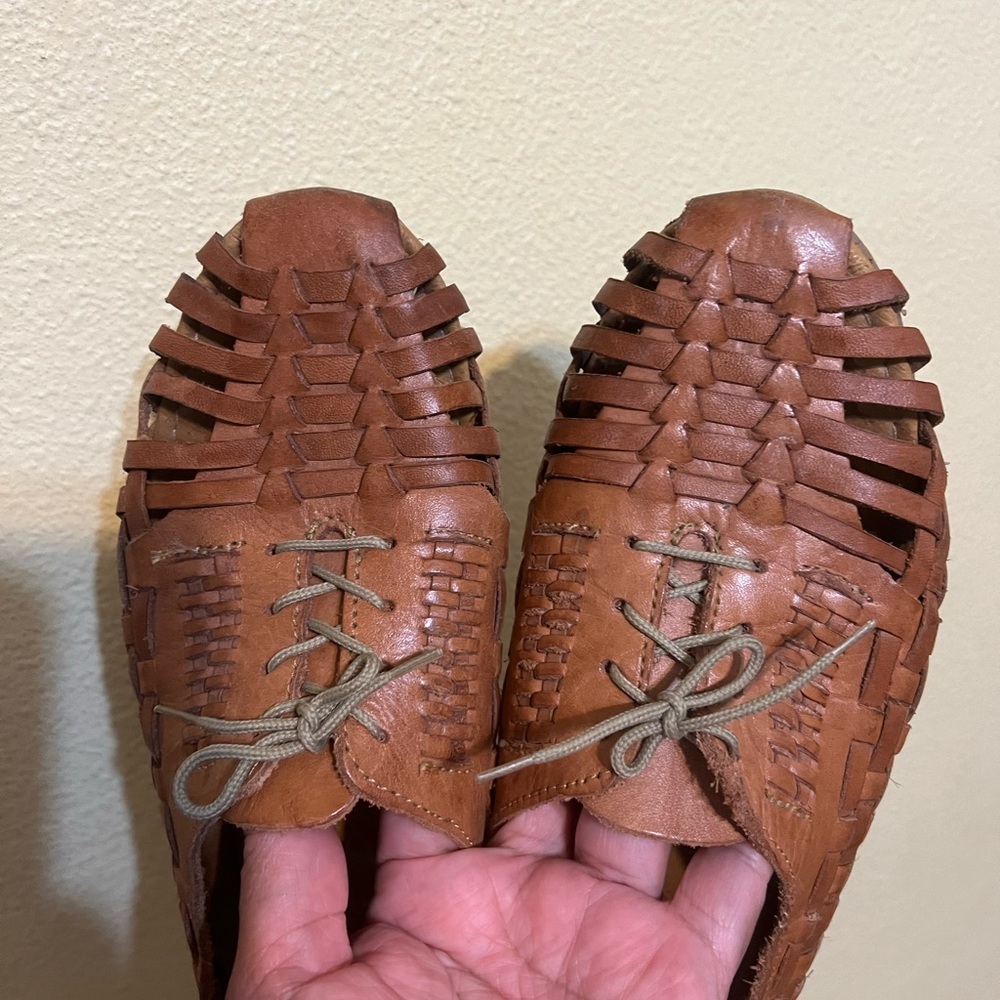Shoes size 26